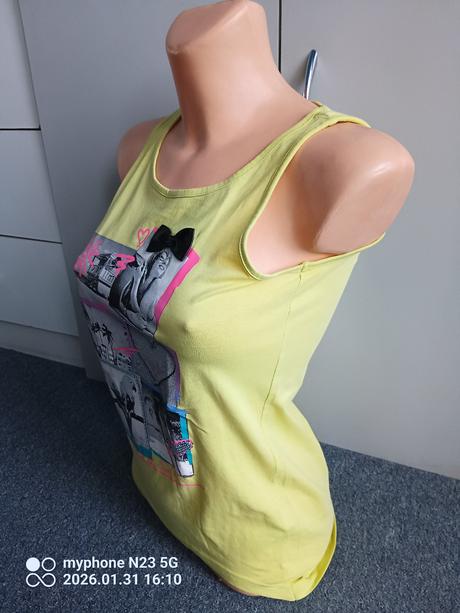 Tílko žluté zn."here+there c&a" vel."146-152", c&a,146