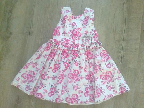 Kytičkované šaty s bohatou spodničkou, matalan,92