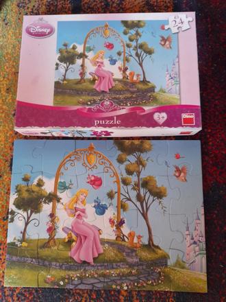 Puzzle šípková růženka princezna, starší, 