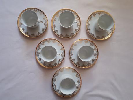 Sada šesti hrnečků s podšálky, 