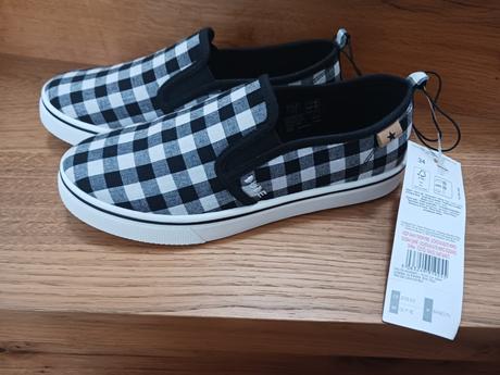 Nové přezůvky č.34, 34