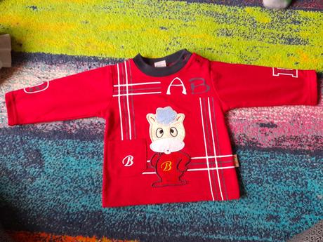 Malé tričko s kravičkou sytě červené, 80