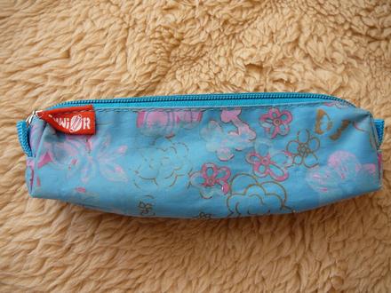 Malé pouzdro na psací potřeby, 