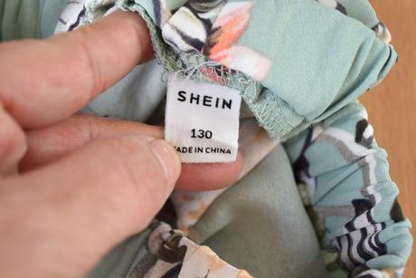 Kraťasy vel. 130, 128