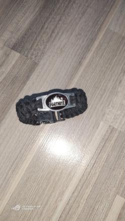 Náramek fortnite,