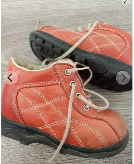 Boty vel.22 kvalitní, 22