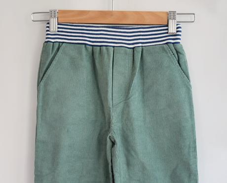 Kalhoty vel. 5 let, 110