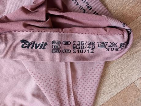 Dámské tílko vel.36/38 zn. crivit minimálně použ, crivit,s