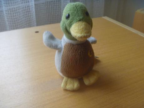 Plyšová barevná kačenka se zvuky, 