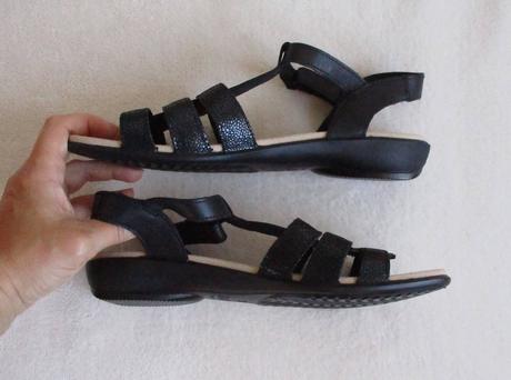 Dámské letní sandály černé kožené 40, 40