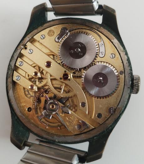 Starožitné náramkové hodinky iwc schawhausen,