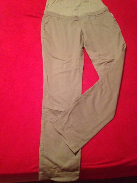 Těhotenské kalhoty, 38