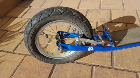 Koloběžka yedoo two, yedoo