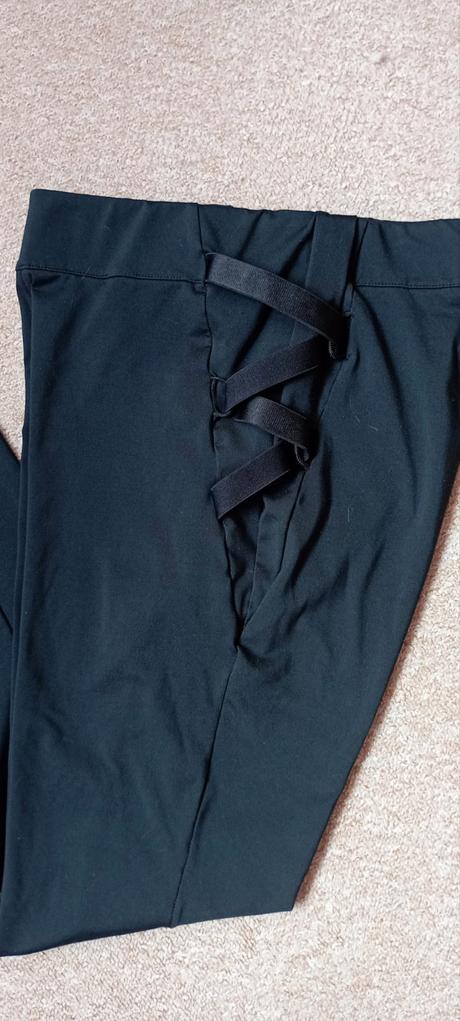 Legíny se šněrováním zn."bas blue" vel."l", l