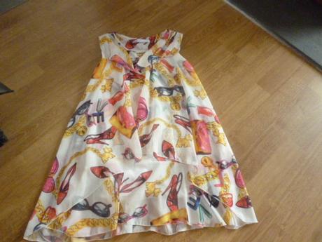 Veselé šaty 8-10, 134