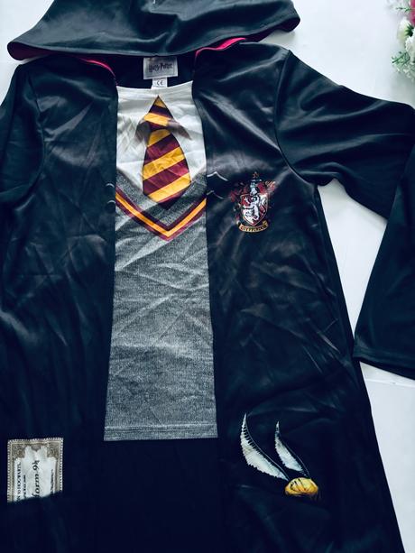 An25/ kostým harry potter- v.11/12 let, 