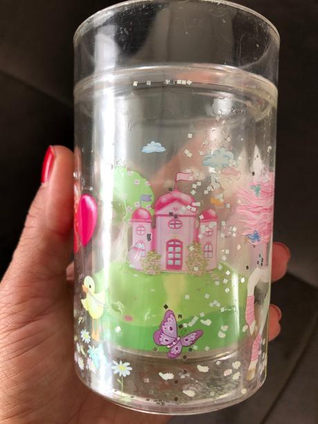 2x plast kelímek myška minnie princezna zámek, 