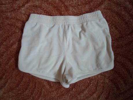 Krémové béžové kraťasy kraťásky šortky, 152