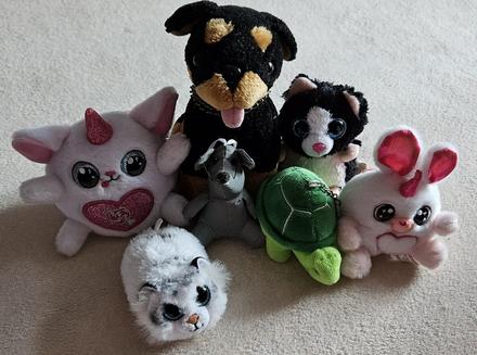 Plyšové hračky - pejsek, jednorožec, kočka, želva,