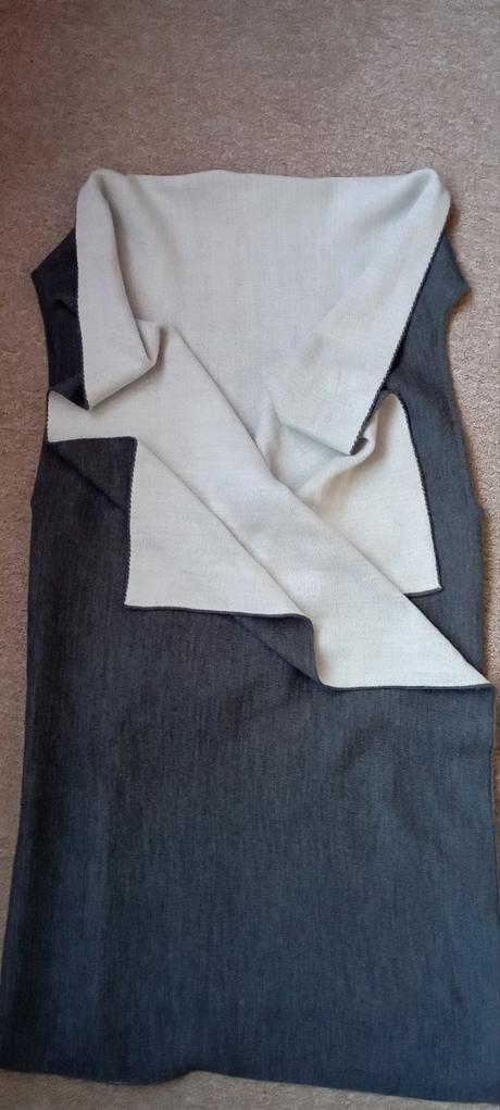 Vesta bez zapínání vel."univerzální", 