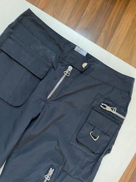 Černé kargo kalhoty, vel 12 ans ale řekla bych vět, 152