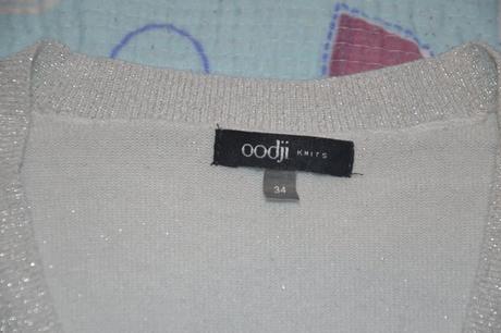 34 svetřík se stříbrnou nití, 34