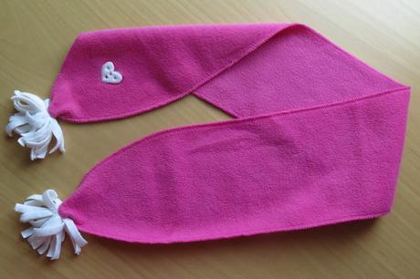 Šála růžová s bílými koncemi, 80