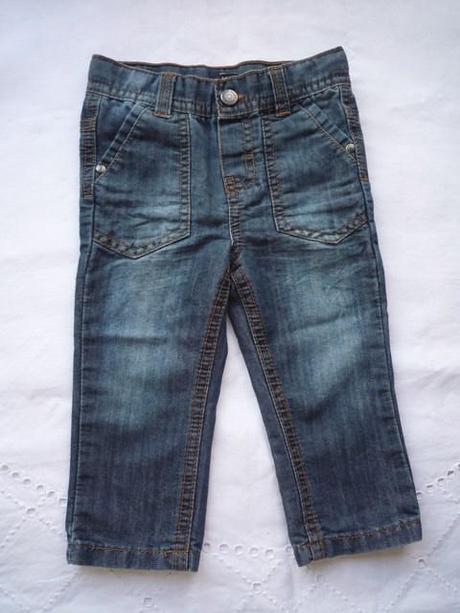 Džíny v pase na gumu, 74