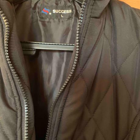 Černá teplá bunda, success,l