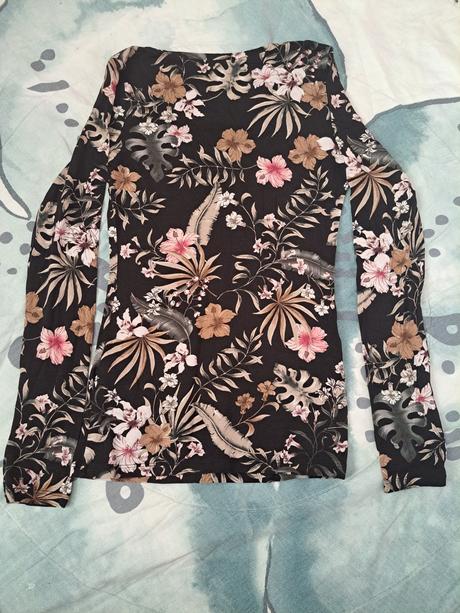 Tričko s květy, tezenis,s