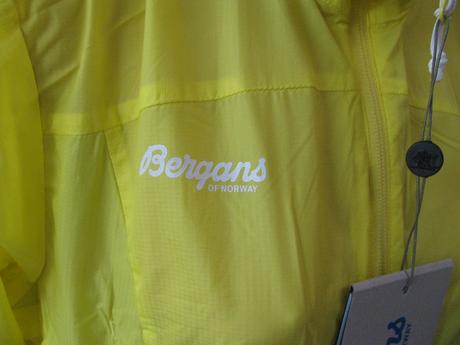 Dámská lehká větrovka s kapucí bergans, l