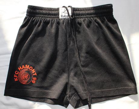 Ao137. dresové kraťasy, 140