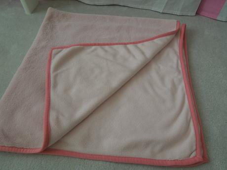 Spanelska deka pro holcicku, 