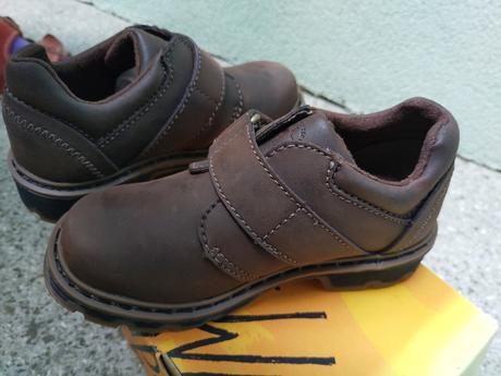 Nenošené dětské kožené boty dr. martens vel. 27, 27