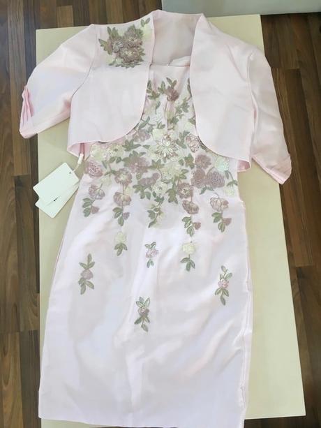 Nové vyšívané šaty s bolerkem, vel s/m - l,stace, s