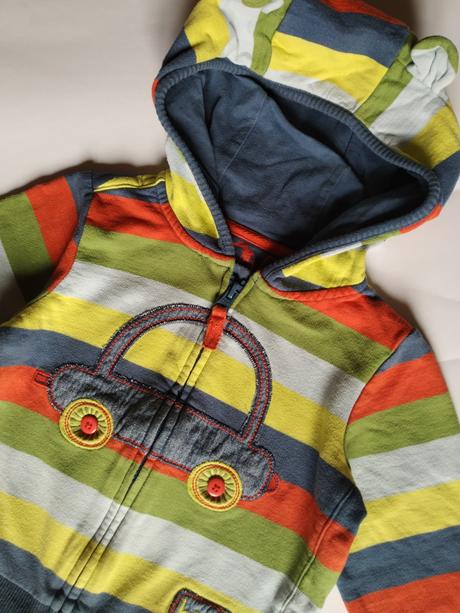 Mikina s autem, tu,86