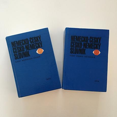 Česko - německý a německo - český slovník, 