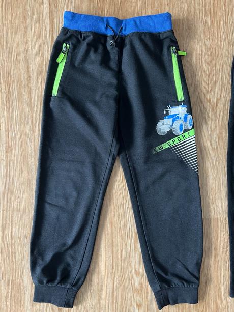 Chlapecké tepláky - 4ks, vel. 116/122, kugo,116