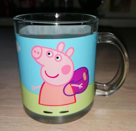 Skleněný hrnek peppa pig,