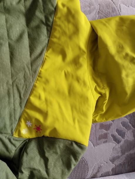 Krásná zimní kvalitní bunda ziener 128 jako nová, 128