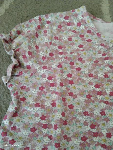 Tričko s kytičkama, pepco,134