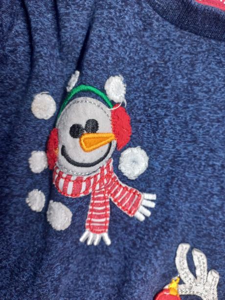 Vánoční tričko, 104