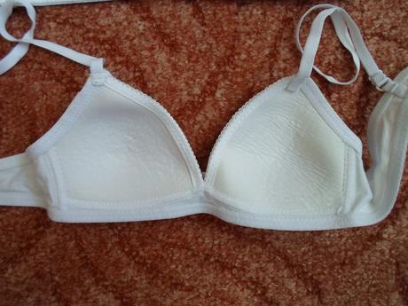 Bílá dívčí podprsenka 65a, 65a