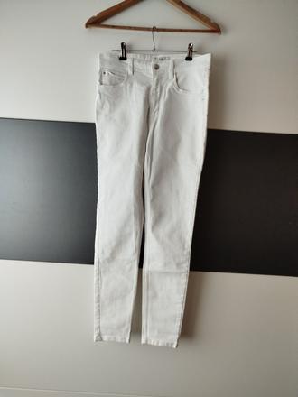 Džíny zn. essentials vel.36, 36