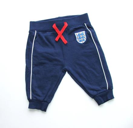 H1139 tepláky vně počesané vel. 68, primark,68