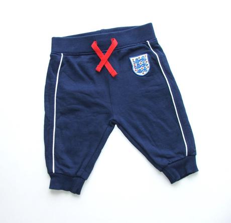 H1139 tepláky vně počesané vel. 68, primark,68