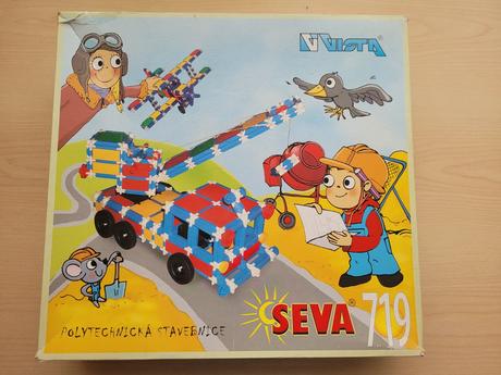 Stavebnice seva 719 (autojeřáb, letadlo), 