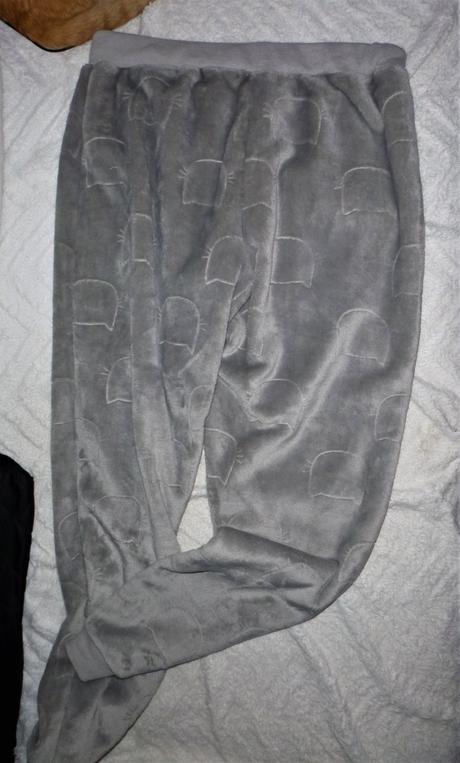 Chlupáčkové kalhoto-tepláky - vel.m-l, sinsay,m