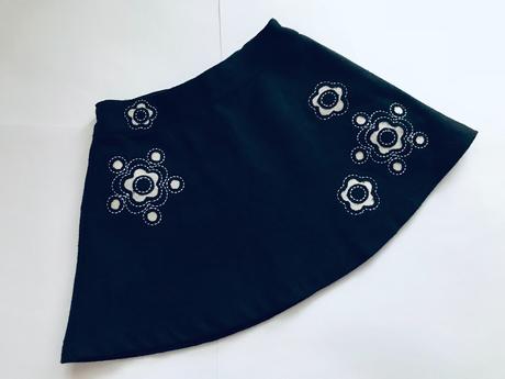 Sukně černá flaušová - v.2  roky, 92