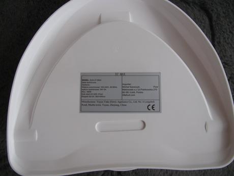 Bílá duální uv/led lampa na nehty,